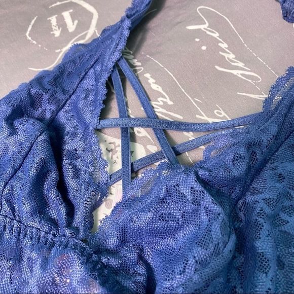 Lace bralette halter topΒ Victoria Secret PINK - Picture 3 of 7